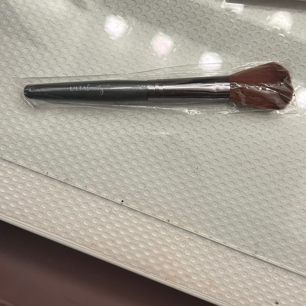 New ! Ulta Beauty blush brush